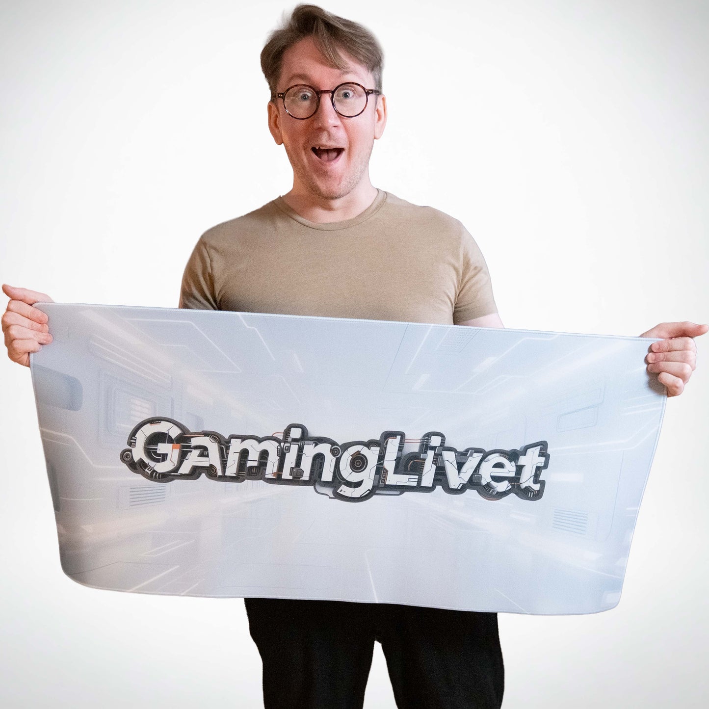 RobTheSir "White Schematic" XL Desk Mat (OBS: FORHÅNDSSALG MED SIGNATUR)